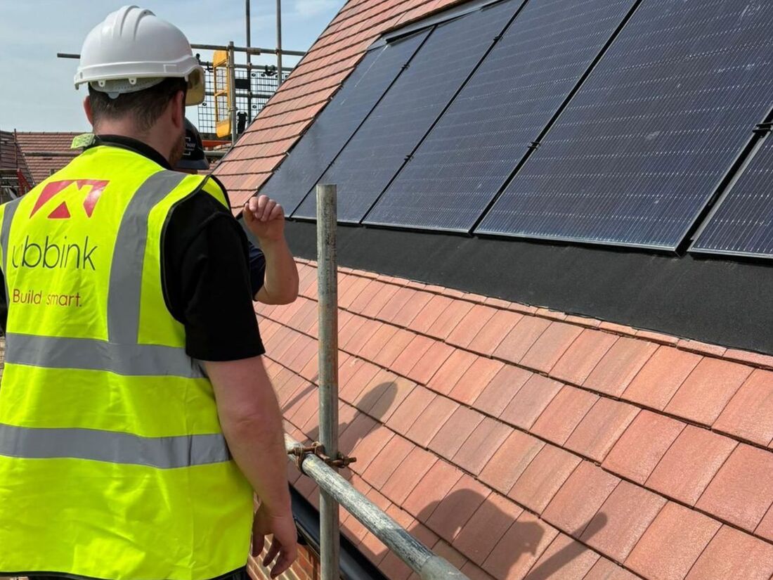 Site visit, waterproof solution with solar and roofing