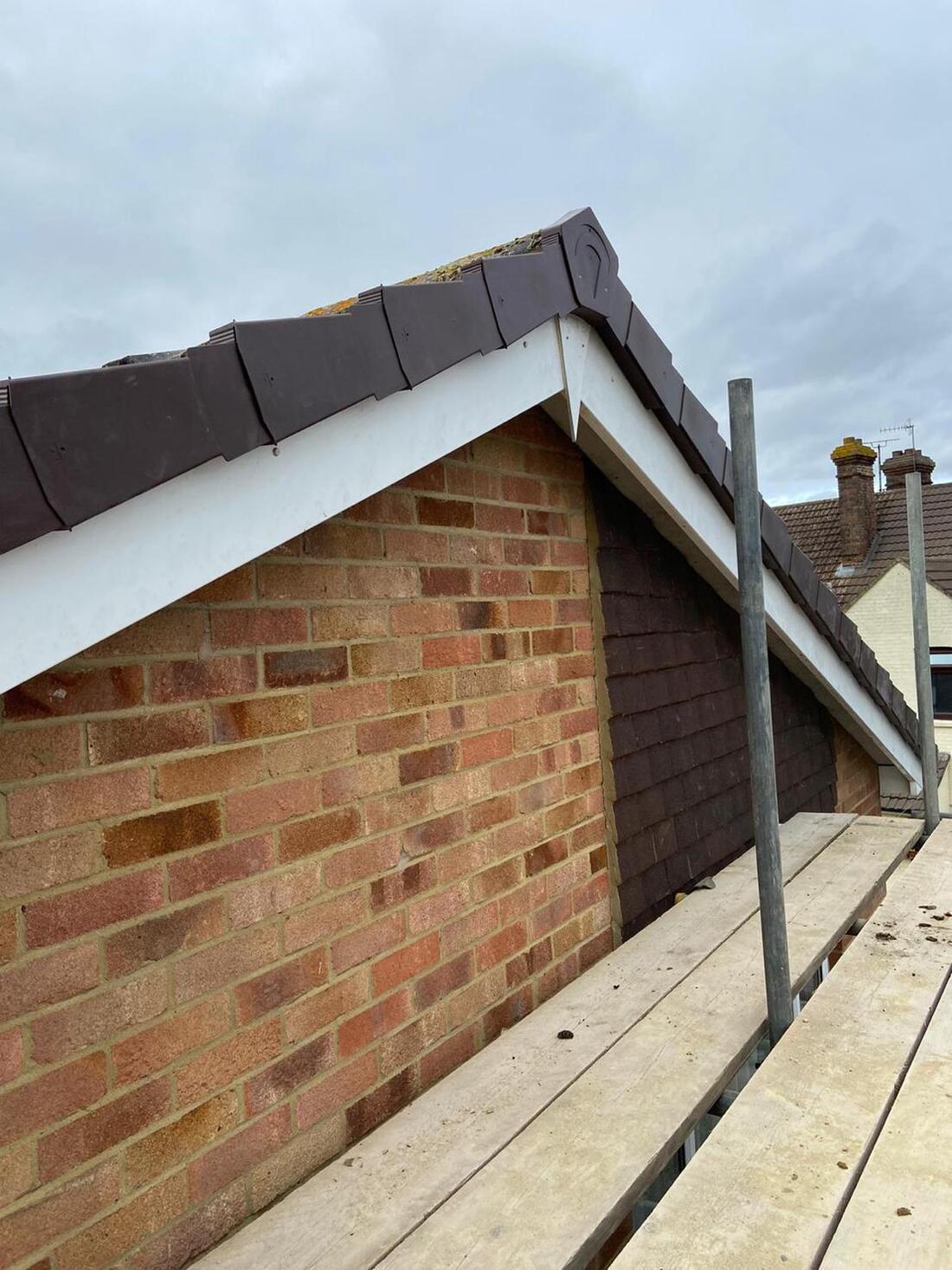 Dry Verge install, pre-fixed batten, verge install on roof