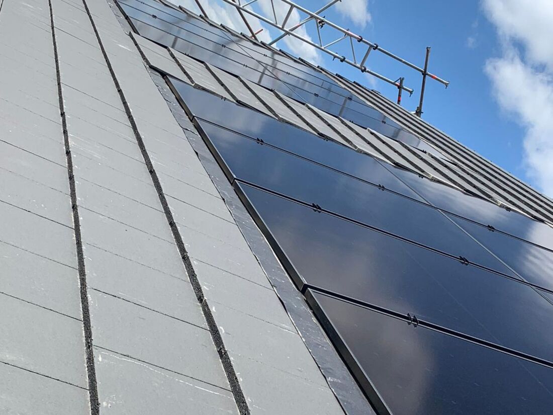 full self adhesive- Non lead flashing install with solar