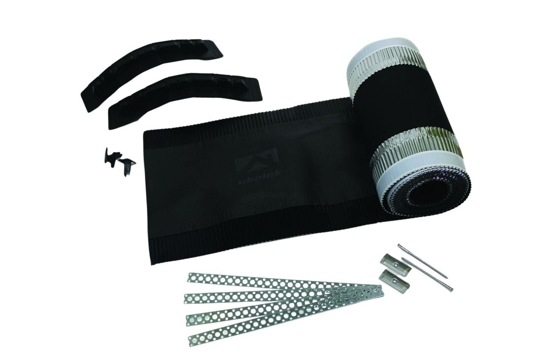 Ventilated ridge components