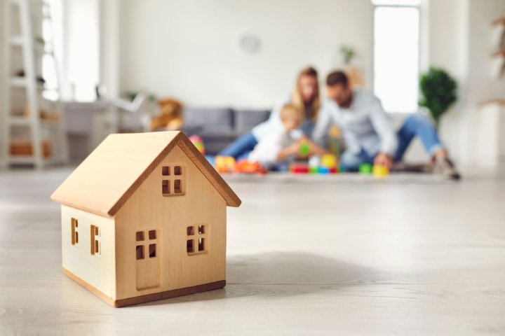 Family, home, ventilation, clean air, allergies
