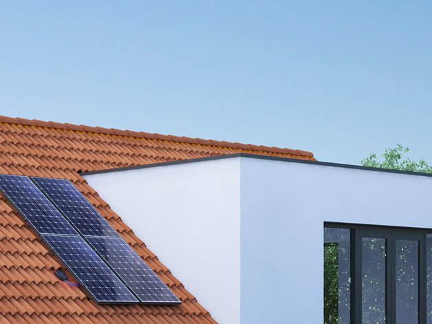 Waarom leg je als dakdekker zelf geen zonnepanelen?